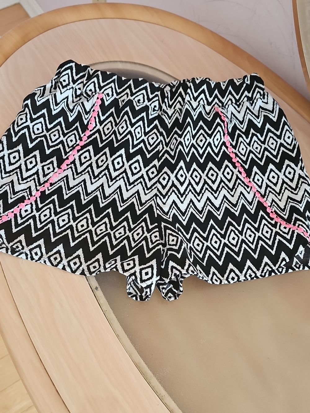 Black & White Geo Print Women's Shorts with Pink Trim